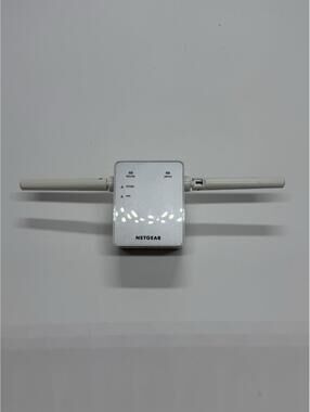 NETGEAR EX3700 AC750 WiFi Range Extender Dual Band Open Box Complete White